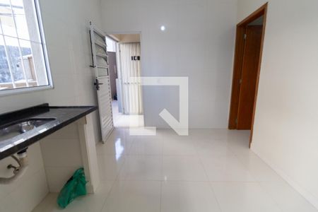 Cozinha de casa de condomínio para alugar com 1 quarto, 30m² em Vila Ipojuca, São Paulo