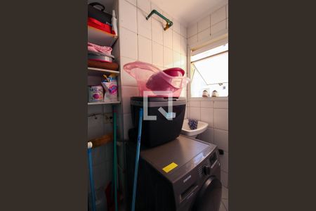 Apartamento à venda com 70m², 2 quartos e 1 vaga Apartamento à venda com 70m², 2 quartos e 1 vagaÁrea de Serviço