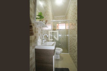 Casa à venda com 240m², 3 quartos e 2 vagas Casa à venda com 240m², 3 quartos e 2 vagasBanheiro 2