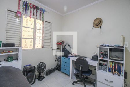 Casa à venda com 240m², 3 quartos e 2 vagas Casa à venda com 240m², 3 quartos e 2 vagasQuarto 2