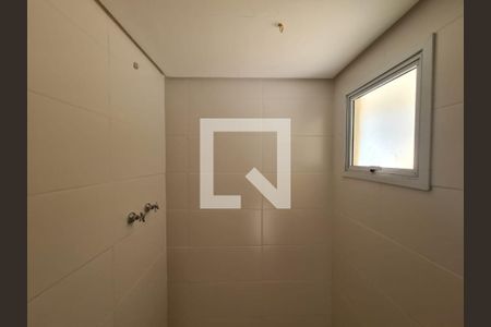 Apartamento à venda com 99m², 2 quartos e 2 vagasBanheiro da Suite 