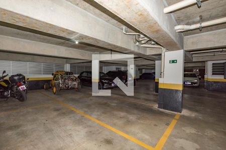 Apartamento à venda com 100m², 2 quartos e 3 vagas Apartamento à venda com 100m², 2 quartos e 3 vagasGaragem