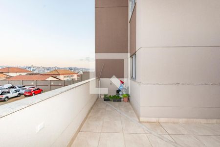 Apartamento à venda com 100m², 2 quartos e 3 vagas Apartamento à venda com 100m², 2 quartos e 3 vagasÁrea externa privativa