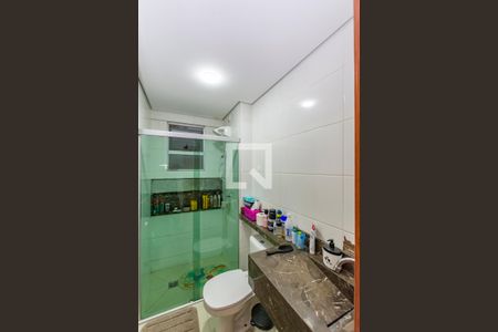 Apartamento à venda com 100m², 2 quartos e 3 vagas Apartamento à venda com 100m², 2 quartos e 3 vagasBanheiro da Suíte