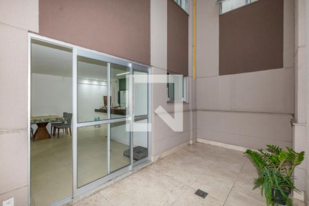 Apartamento à venda com 100m², 2 quartos e 3 vagas Apartamento à venda com 100m², 2 quartos e 3 vagasÁrea externa privativa