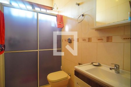 Casa à venda com 450m², 4 quartos e 5 vagas Casa à venda com 450m², 4 quartos e 5 vagasBanheiro Social