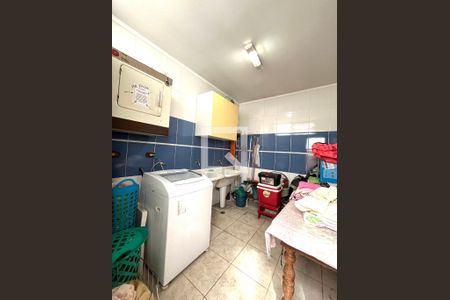 Casa à venda com 465m², 5 quartos e 6 vagas Casa à venda com 465m², 5 quartos e 6 vagasÁrea de Serviço