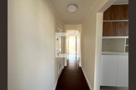 Corredor de apartamento à venda com 3 quartos, 75m² em Campo Belo, São Paulo
