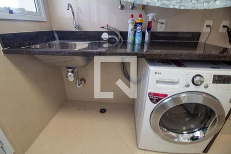 Apartamento à venda com 161m², 3 quartos e 3 vagas Apartamento à venda com 161m², 3 quartos e 3 vagasÁrea de Serviço