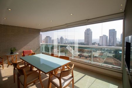 Apartamento à venda com 161m², 3 quartos e 3 vagas Apartamento à venda com 161m², 3 quartos e 3 vagasVaranda Gourmet