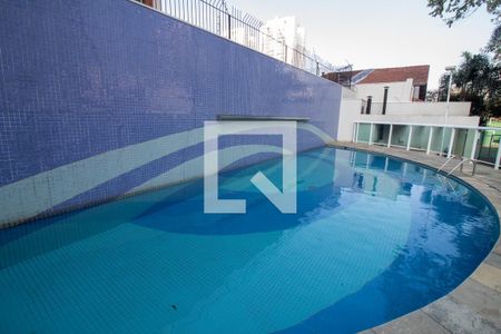 Apartamento à venda com 161m², 3 quartos e 3 vagas Apartamento à venda com 161m², 3 quartos e 3 vagasÁrea comum - Piscina