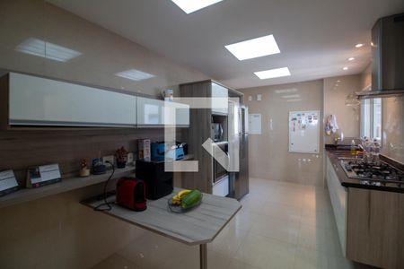 Apartamento à venda com 161m², 3 quartos e 3 vagas Apartamento à venda com 161m², 3 quartos e 3 vagasCozinha