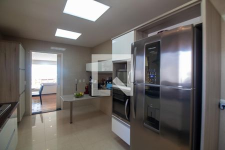 Apartamento à venda com 161m², 3 quartos e 3 vagas Apartamento à venda com 161m², 3 quartos e 3 vagasCozinha