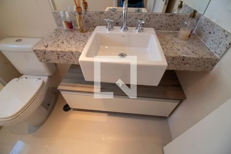 Apartamento à venda com 161m², 3 quartos e 3 vagas Apartamento à venda com 161m², 3 quartos e 3 vagasBanheiro da Suíte 1