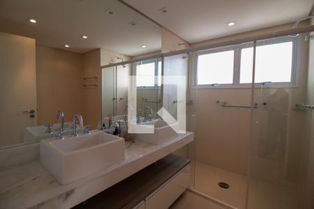 Apartamento à venda com 161m², 3 quartos e 3 vagas Apartamento à venda com 161m², 3 quartos e 3 vagasBanheiro da Suíte 3