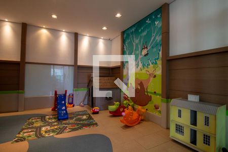 Apartamento à venda com 161m², 3 quartos e 3 vagas Apartamento à venda com 161m², 3 quartos e 3 vagasÁrea comum - Brinquedoteca