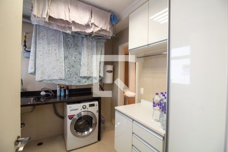 Apartamento à venda com 161m², 3 quartos e 3 vagas Apartamento à venda com 161m², 3 quartos e 3 vagasÁrea de Serviço