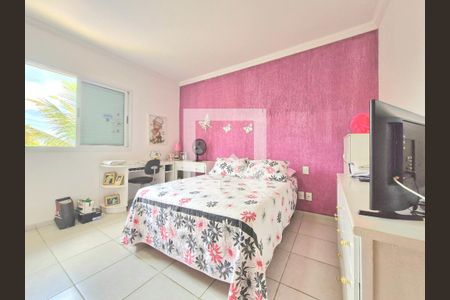 Casa à venda com 287m², 5 quartos e 4 vagas Casa à venda com 287m², 5 quartos e 4 vagasQuarto 2