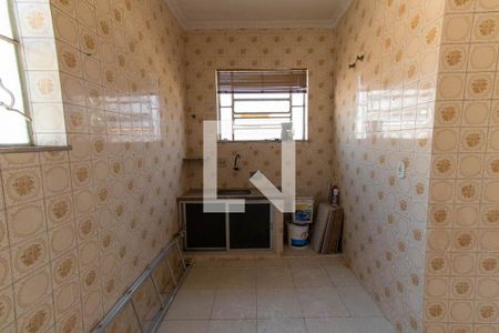 Casa à venda com 233m², 2 quartos e sem vaga Casa à venda com 233m², 2 quartos e sem vagaCozinha