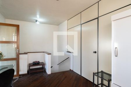 Casa à venda com 228m², 5 quartos e 3 vagasQuarto 5