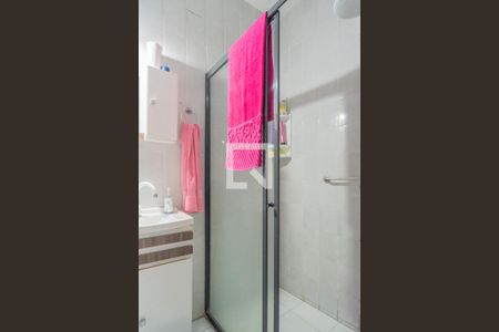 Casa à venda com 228m², 5 quartos e 3 vagasBanheiro da Suíte 4