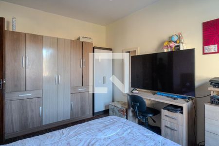 Casa à venda com 228m², 5 quartos e 3 vagasQuarto 3