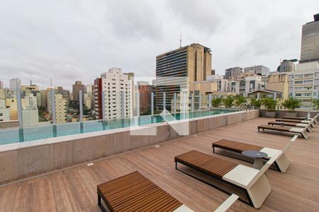 Studio à venda com 27m², 1 quarto e sem vaga Studio à venda com 27m², 1 quarto e sem vagaÁrea comum - Piscina