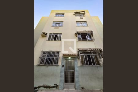 Apartamento à venda com 58m², 2 quartos e 1 vaga Apartamento à venda com 58m², 2 quartos e 1 vagaFachada do bloco