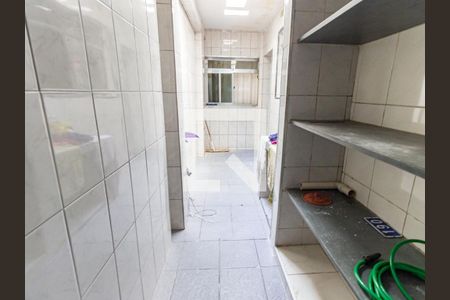 Casa à venda com 200m², 3 quartos e 2 vagas Casa à venda com 200m², 3 quartos e 2 vagasÁrea de Serviço