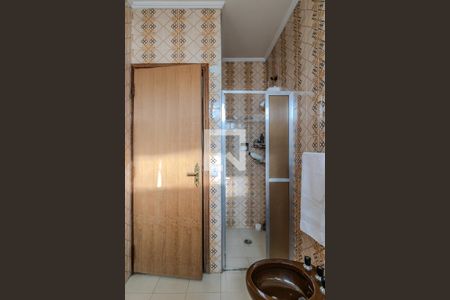 Casa à venda com 250m², 3 quartos e 4 vagas Casa à venda com 250m², 3 quartos e 4 vagasBanheiro 2