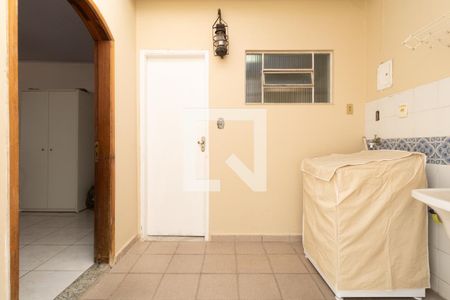 Casa à venda com 420m², 3 quartos e 1 vagaÁrea de Serviço