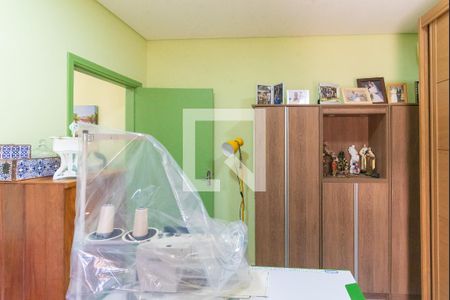 Casa à venda com 158m², 4 quartos e 2 vagas Casa à venda com 158m², 4 quartos e 2 vagasCasa 2- Quarto 1