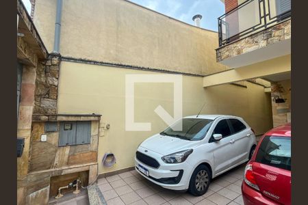 Casa à venda com 150m², 3 quartos e 4 vagas Casa à venda com 150m², 3 quartos e 4 vagasGaragem