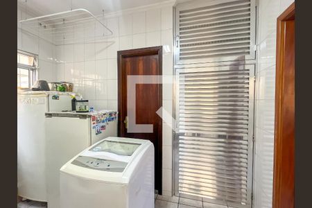 Casa à venda com 150m², 3 quartos e 4 vagas Casa à venda com 150m², 3 quartos e 4 vagasÁrea de Serviço