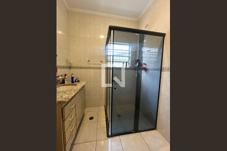 Casa à venda com 150m², 3 quartos e 4 vagas Casa à venda com 150m², 3 quartos e 4 vagasBanheiro da Suíte