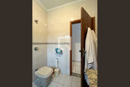 Casa à venda com 150m², 3 quartos e 4 vagas Casa à venda com 150m², 3 quartos e 4 vagasBanheiro da Suíte