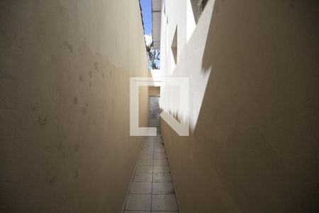 Casa à venda com 90m², 2 quartos e 1 vagaCorredor Quintal