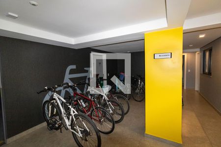 Apartamento à venda com 65m², 2 quartos e 2 vagas Apartamento à venda com 65m², 2 quartos e 2 vagasBicicletario