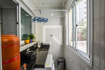 Apartamento à venda com 75m², 3 quartos e 1 vagaÁrea de Serviço