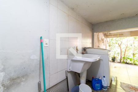 Casa à venda com 205m², 3 quartos e 2 vagasÁrea de Serviço