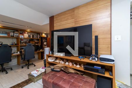 Casa à venda com 205m², 3 quartos e 2 vagasEscritório