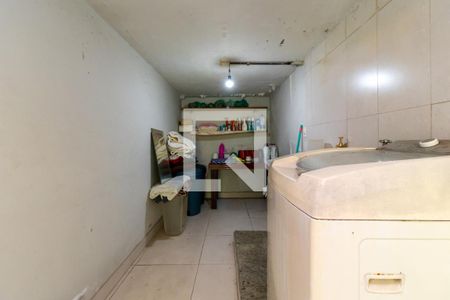 Casa à venda com 205m², 3 quartos e 2 vagasÁrea de Serviço