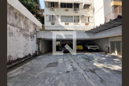 Apartamento à venda com 140m², 4 quartos e 1 vaga Apartamento à venda com 140m², 4 quartos e 1 vagaGaragem