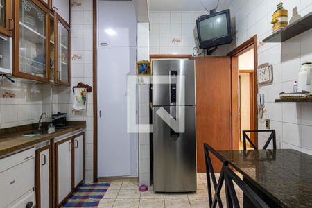 Apartamento à venda com 140m², 4 quartos e 1 vaga Apartamento à venda com 140m², 4 quartos e 1 vagaCozinha