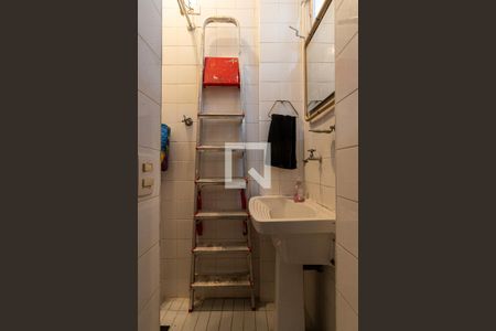 Apartamento à venda com 140m², 4 quartos e 1 vaga Apartamento à venda com 140m², 4 quartos e 1 vagaBanheiro de Serviço