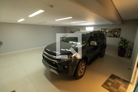 Casa de condomínio à venda com 464m², 4 quartos e 4 vagas Casa de condomínio à venda com 464m², 4 quartos e 4 vagasGaragem