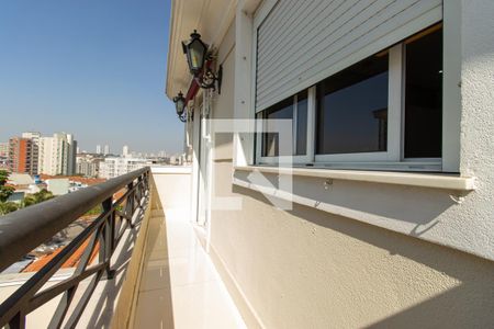 Casa de condomínio à venda com 464m², 4 quartos e 4 vagas Casa de condomínio à venda com 464m², 4 quartos e 4 vagasVaranda da Suíte 1