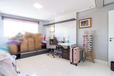 Casa de condomínio à venda com 464m², 4 quartos e 4 vagas Casa de condomínio à venda com 464m², 4 quartos e 4 vagasQuarto 3