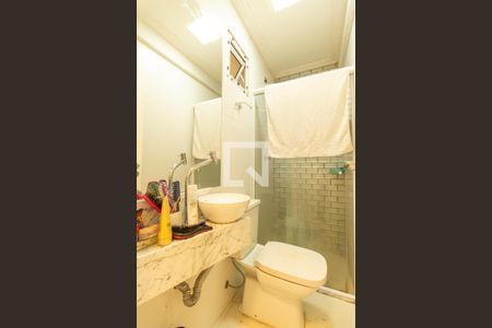 Casa de condomínio à venda com 464m², 4 quartos e 4 vagas Casa de condomínio à venda com 464m², 4 quartos e 4 vagasÁrea de Serviço