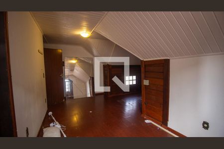 Casa à venda com 344m², 4 quartos e 4 vagas Casa à venda com 344m², 4 quartos e 4 vagasSuíte 2